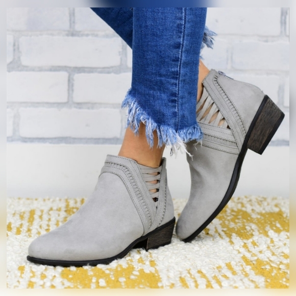 NEW Boutique Crisscross Booties - Picture 2 of 4